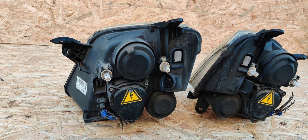 Frontscheinwerfer Opel Meriva A 93321055 93321054 Xenon Rechts oder Links SCH6705261623ic