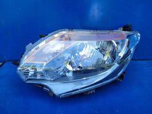 Load image into Gallery viewer, Frontscheinwerfer Mitsubishi L200 8301D153 Ein Stück (Rechts oder Links)