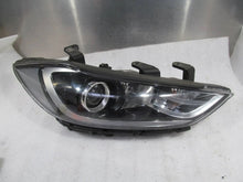 Laden Sie das Bild in den Galerie-Viewer, Frontscheinwerfer Hyundai Elantra 92102-F2000 Xenon Rechts Headlight