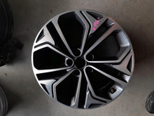 Load image into Gallery viewer, 1x Alufelge 19 Zoll 8.0" 5x114.3 Hyundai Santa Fe Rim Wheel FEL6135978076is