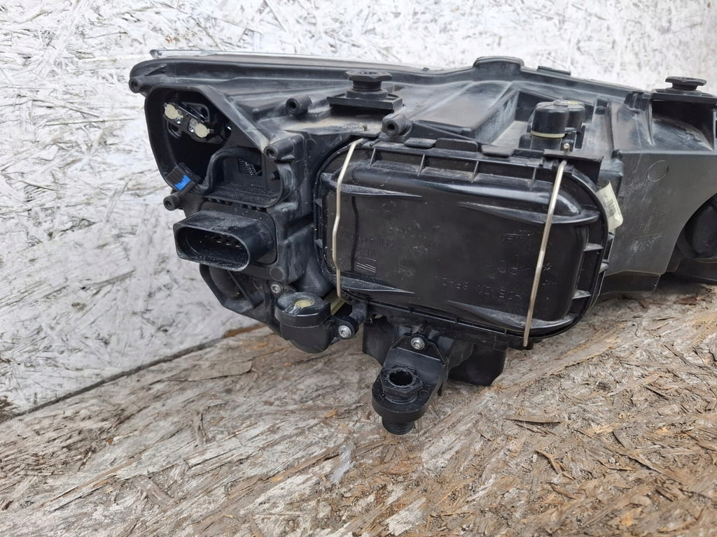 Frontscheinwerfer Seat Leon 5F1941008B 5F1941007B LED Rechts oder Links