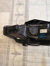 Laden Sie das Bild in den Galerie-Viewer, Frontscheinwerfer Hyundai I30 III LED Rechts Scheinwerfer Headlight