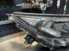 Load image into Gallery viewer, Frontscheinwerfer Toyota Rav V 4 Full LED Rechts Scheinwerfer Headlight SCH4912697562zu