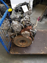 Laden Sie das Bild in den Galerie-Viewer, Motor Renault Trafic M9R780 2.0 DCI 2007 Diesel Engine Komplett