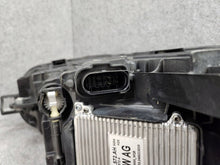Laden Sie das Bild in den Galerie-Viewer, Frontscheinwerfer VW Passat 3J1941035 LED Links Scheinwerfer Headlight SCH7227896553lh