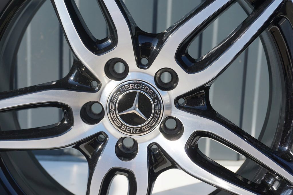 4x Alufelge 18 Zoll 7.5" 5x112 52ET Glanz Schwarz A1764010700 Mercedes-Benz W176