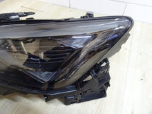 Laden Sie das Bild in den Galerie-Viewer, Frontscheinwerfer Seat Leon 5FB941007K LED Links Scheinwerfer Headlight