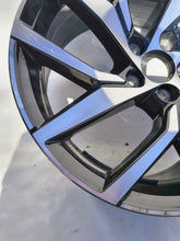 Laden Sie das Bild in den Galerie-Viewer, 1x Alufelge 18 Zoll 7.5&quot; 5x108 45ET 32209776 Volvo S60 V60 Rim Wheel