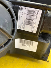 Load image into Gallery viewer, Frontscheinwerfer BMW E70 72230724 2230724 Xenon Rechts Scheinwerfer Headlight SCH1371320473qa