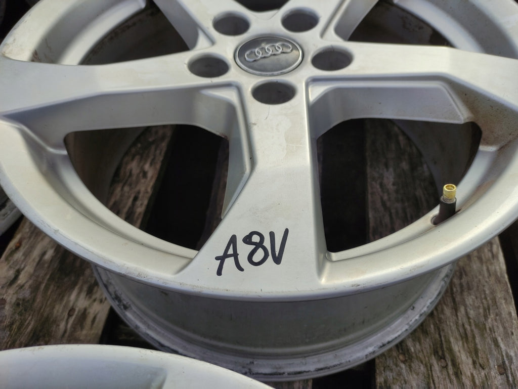4x Alufelge 17 Zoll 7.5" 5x112 51ET Glanz Silber 8V0601025CT Audi A3 Rim Wheel FEL4831835354vb
