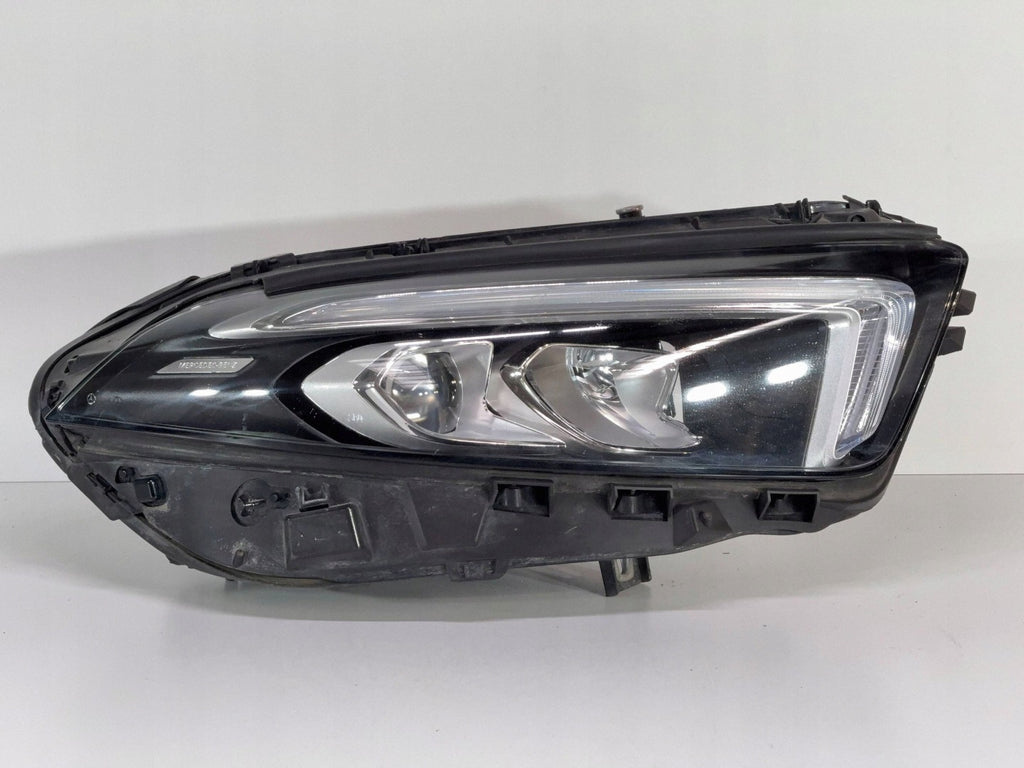 Frontscheinwerfer Mercedes-Benz W177 A1779064803 MDE89132AMDE89132B Links SCH6685300804bg