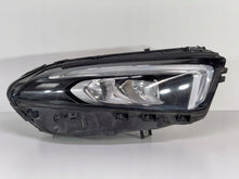 Load image into Gallery viewer, Frontscheinwerfer Mercedes-Benz W177 A1779064803 MDE89132AMDE89132B Links SCH6685300804bg