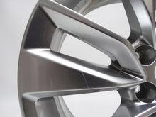 Load image into Gallery viewer, 1x Alufelge 17 Zoll 6.5&quot; 5x100 39ET Glanz Silber 2GM601025D VW T-Cross Rim Wheel