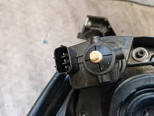Laden Sie das Bild in den Galerie-Viewer, Frontscheinwerfer Mitsubishi 8301C194 Rechts Scheinwerfer Headlight SCH1795296197as
