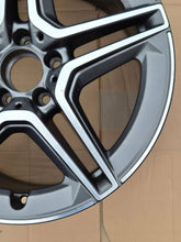 Load image into Gallery viewer, 1x Alufelge 18 Zoll 7.5" 5x112 44ET Glanz Grau A2054019500 Mercedes-Benz W205 FEL3618456265gn