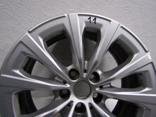 Laden Sie das Bild in den Galerie-Viewer, 1x Alufelge 17 Zoll 7.5" 5x112 30ET Glanz Silber 7915323 BMW 3 G21 G20 Rim Wheel FEL1702632759ra