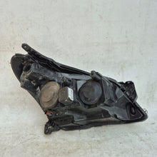 Laden Sie das Bild in den Galerie-Viewer, Frontscheinwerfer Opel Astra H 1EG270370-41 Ein Stück (Rechts oder Links) SCH2846441623ws