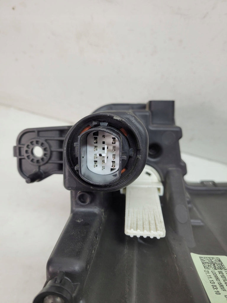 Frontscheinwerfer Hyundai Staria 92101CG000 Links Scheinwerfer Headlight SCH6735845230jl