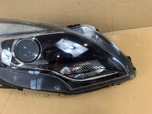 Load image into Gallery viewer, Frontscheinwerfer Opel Zafira C 13399859 Rechts Scheinwerfer Headlight
