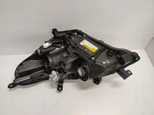 Load image into Gallery viewer, Frontscheinwerfer Toyota Verso 81140-0F101-00 Xenon Rechts Headlight SCH1109502257dn