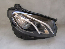 Laden Sie das Bild in den Galerie-Viewer, Frontscheinwerfer Mercedes-Benz W213 A2139064204KZ LED Rechts Headlight SCH6427378657ib