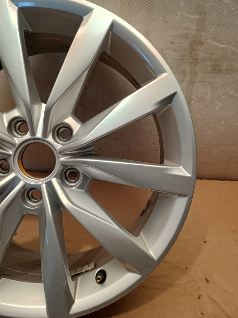 1x Alufelge 17 Zoll 7.0" 5x112 49ET 5G0601025BF VW Golf VII I Rim Wheel FEL7103889807ec