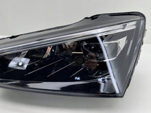 Laden Sie das Bild in den Galerie-Viewer, Frontscheinwerfer Skoda Scala 657941015A Full LED Links Scheinwerfer Headlight SCH6827160303pm