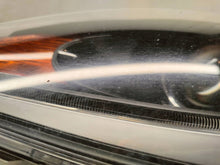 Laden Sie das Bild in den Galerie-Viewer, Frontscheinwerfer Toyota Aygo Ein Satz Scheinwerfer Headlight SCH5287048982uq