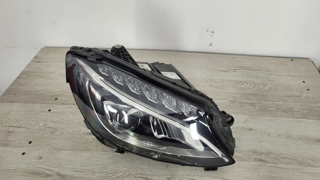 Frontscheinwerfer Mercedes-Benz W205 A2059062604 LED Rechts Headlight SCH6635943110vv