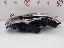 Laden Sie das Bild in den Galerie-Viewer, Frontscheinwerfer Toyota Yaris LED Links Scheinwerfer Headlight SCH9548119714ey