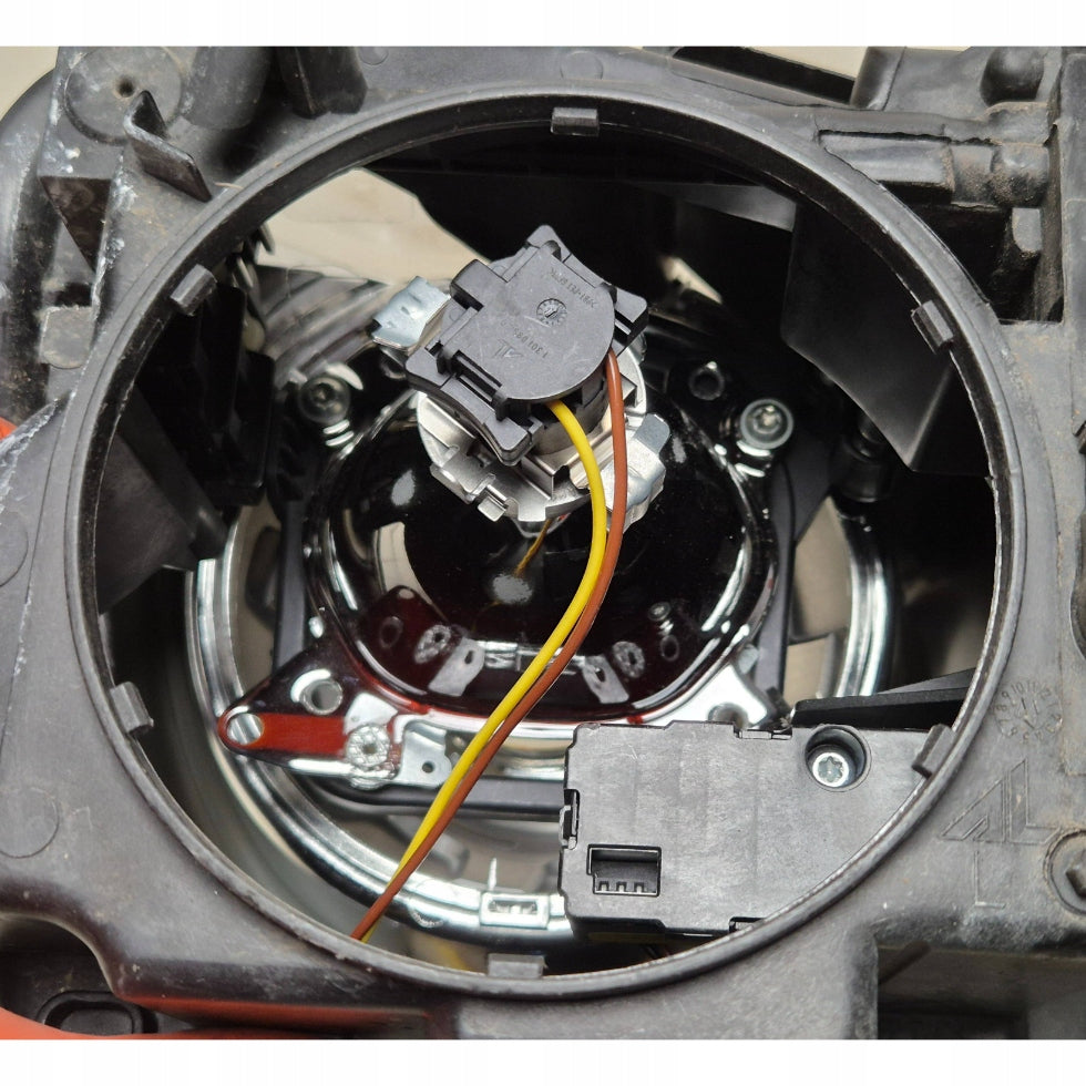 Frontscheinwerfer VW Touran 1305236224 Links Scheinwerfer Headlight SCH5995840020yk