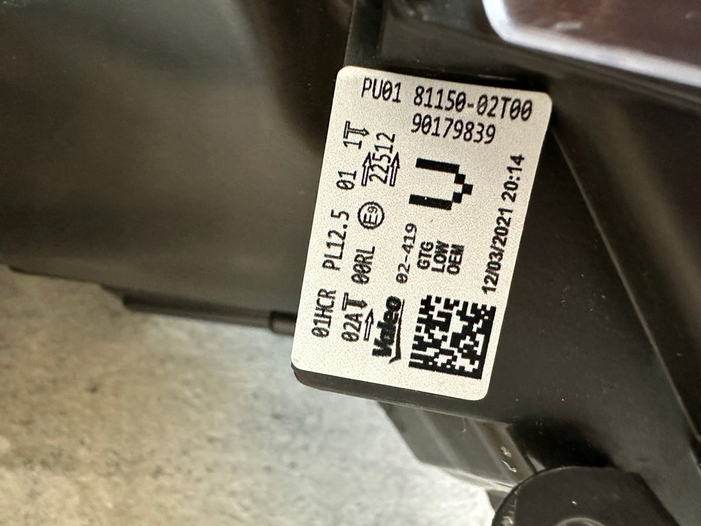 Frontscheinwerfer VW E21 81110-02X20 81150-02T00 LED Rechts oder Links SCH5194154309yg