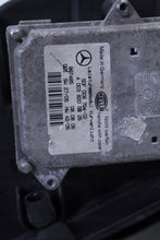 Laden Sie das Bild in den Galerie-Viewer, Frontscheinwerfer Mercedes-Benz W164 Rechts Scheinwerfer Headlight SCH8477102932dh