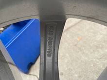 Load image into Gallery viewer, 1x Alufelge 18 Zoll 8.5" 5x112 29ET 8T0601025CA Audi Q5 Rim Wheel FEL4528262369gq