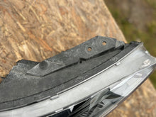 Laden Sie das Bild in den Galerie-Viewer, Frontscheinwerfer Kia 92102J7850 J792112020 Full LED Rechts Headlight