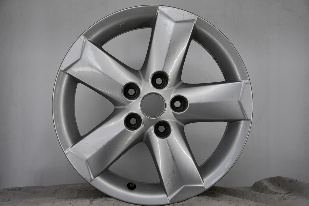 1x Alufelge 16 Zoll 6.5" 5x114.3 40ET Glanz Silber N31601 Nissan 1 Rim Wheel