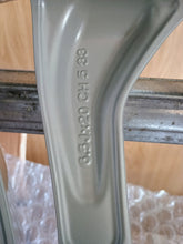 Load image into Gallery viewer, 1x Alufelge 20 Zoll 6.5" 5x114.3 33ET Glanz Silber 403007153R Renault Scenic FEL7414141333bk