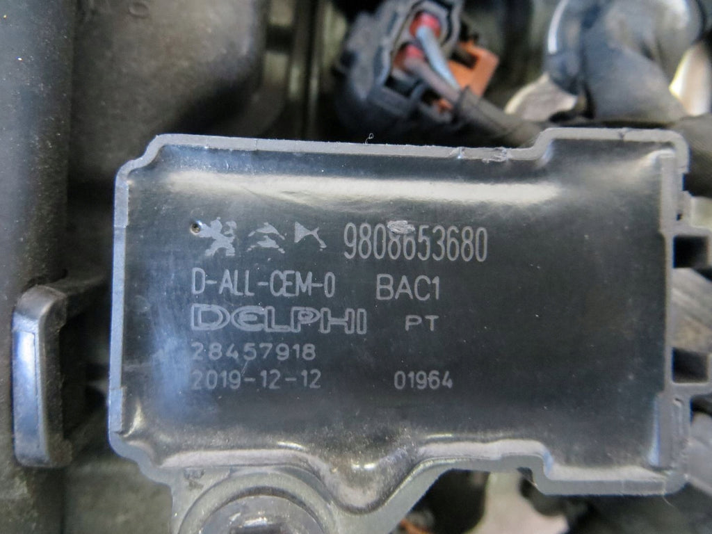 Motor Peugeot 308 II 10XVAC HN05 1.2 Benzin Engine Unkomplett