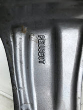 Laden Sie das Bild in den Galerie-Viewer, 1x Alufelge 18 Zoll 7.5&quot; 5x108 49ET Peugeot Rim Wheel