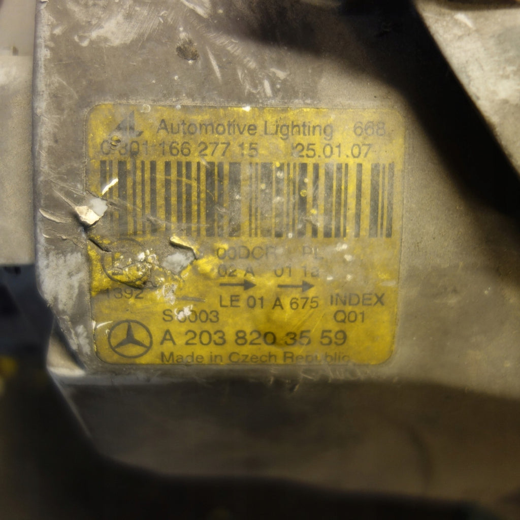 Frontscheinwerfer Mercedes-Benz W203 A2038203559 Links Scheinwerfer Headlight SCH7464307880in