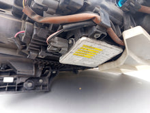 Laden Sie das Bild in den Galerie-Viewer, Frontscheinwerfer Citroën C-Crosser Xenon Links Scheinwerfer Headlight SCH7962060305vg