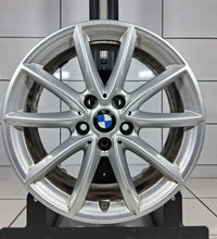 Load image into Gallery viewer, 1x Alufelge 17 Zoll 7.5" 5x112 52ET Glanz Silber 6856061 BMW F45 F48 Rim Wheel FEL7415137096yp