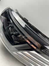 Laden Sie das Bild in den Galerie-Viewer, Frontscheinwerfer Renault Trafic III 260601790R Full LED Rechts oder Links SCH7573735722df