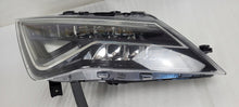 Load image into Gallery viewer, Frontscheinwerfer Seat Leon Rechts Scheinwerfer Headlight SCH8010933619ki