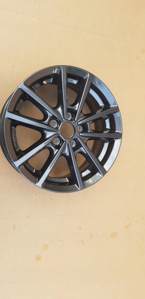 1x Alufelge 15 Zoll 6.0" 5x100 43ET 576605 VW Rim Wheel FEL2174138067wy