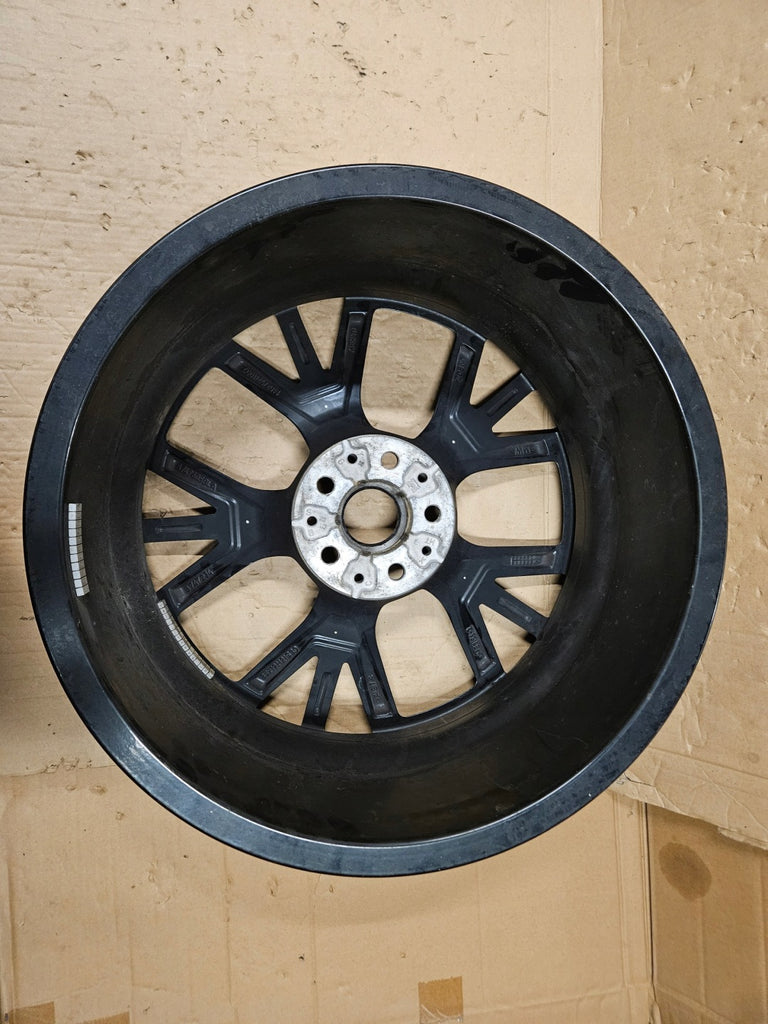1x Alufelge 19 Zoll 8.0" 5x112 30ET Glanz Schwarz 8747234 BMW 5 G31 G30 FEL3389144532or