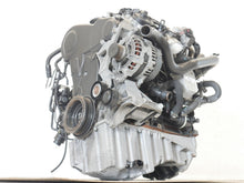 Load image into Gallery viewer, Motor Audi C7 A4 B8 CGLC 2.0 TDI 177PS 130kW 133TKm 2008 Diesel Unkomplett
