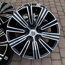 4x Alufelge 18 Zoll 8.0