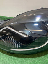 Laden Sie das Bild in den Galerie-Viewer, Frontscheinwerfer Ford Puma L1TB13E015 Links Scheinwerfer Headlight SCH5610920771jx