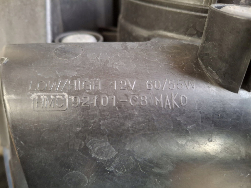 Frontscheinwerfer Hyundai I20 II 92101C8 92101C8000 Links Scheinwerfer Headlight